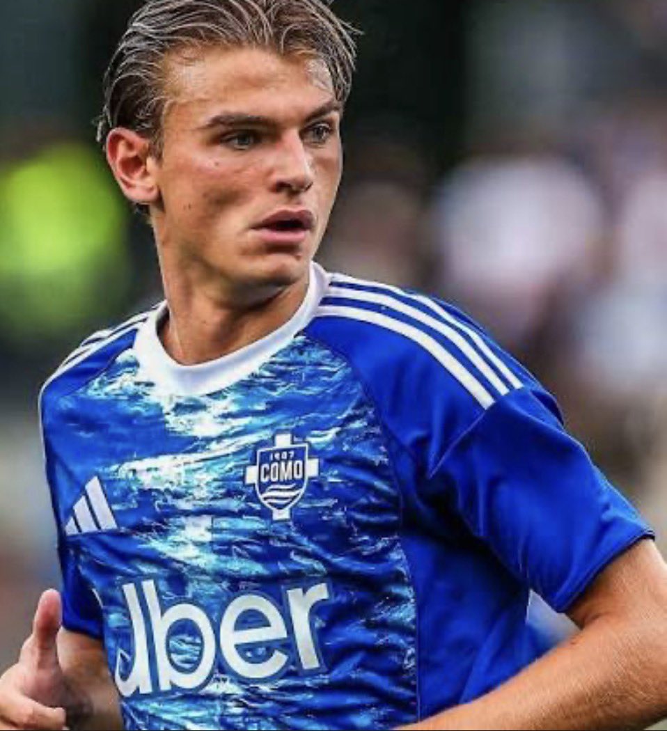 TINA 🤍 tweet media