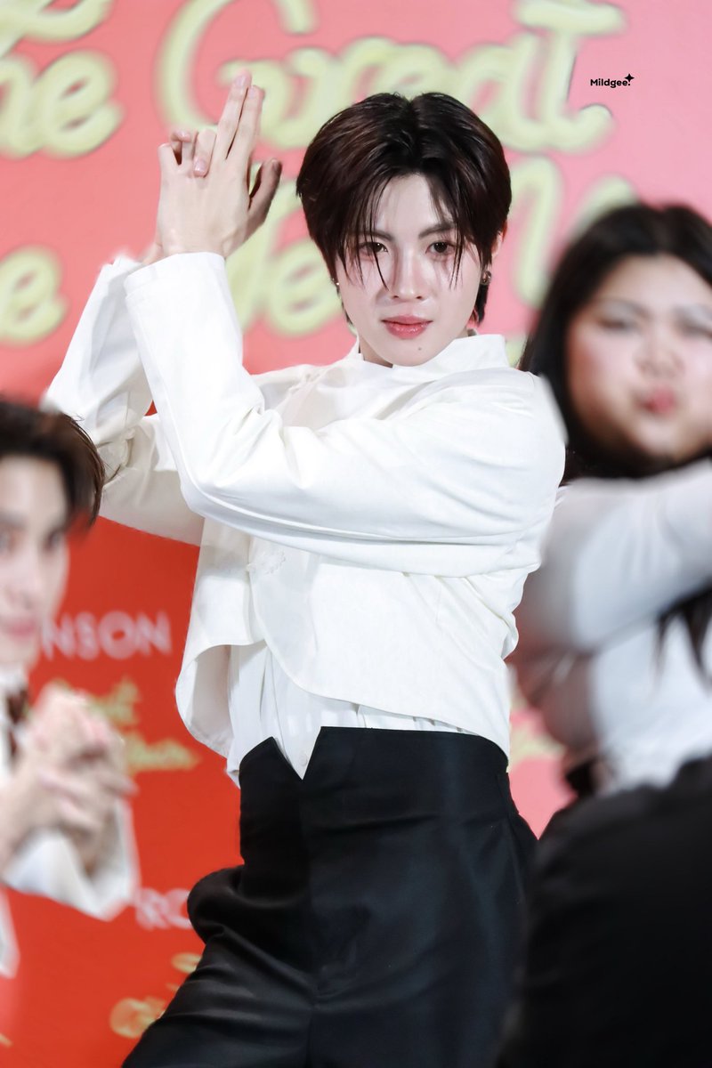 แป๋วทิ้งสะโพกได้ แต่อย่าทิ้งแม่นะ🫠🫠🫠

Robinson x Tle Firstone
#RobinsonCNYxTleFirstone
#Firstone