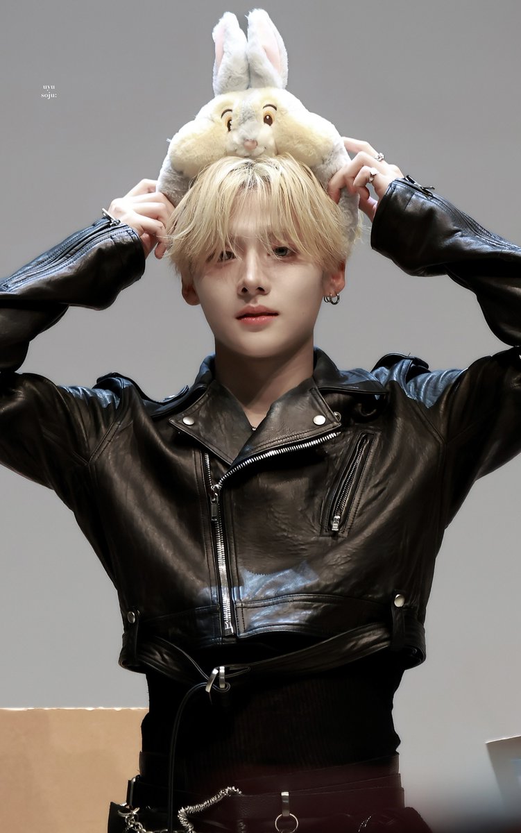 우유소주 tweet media