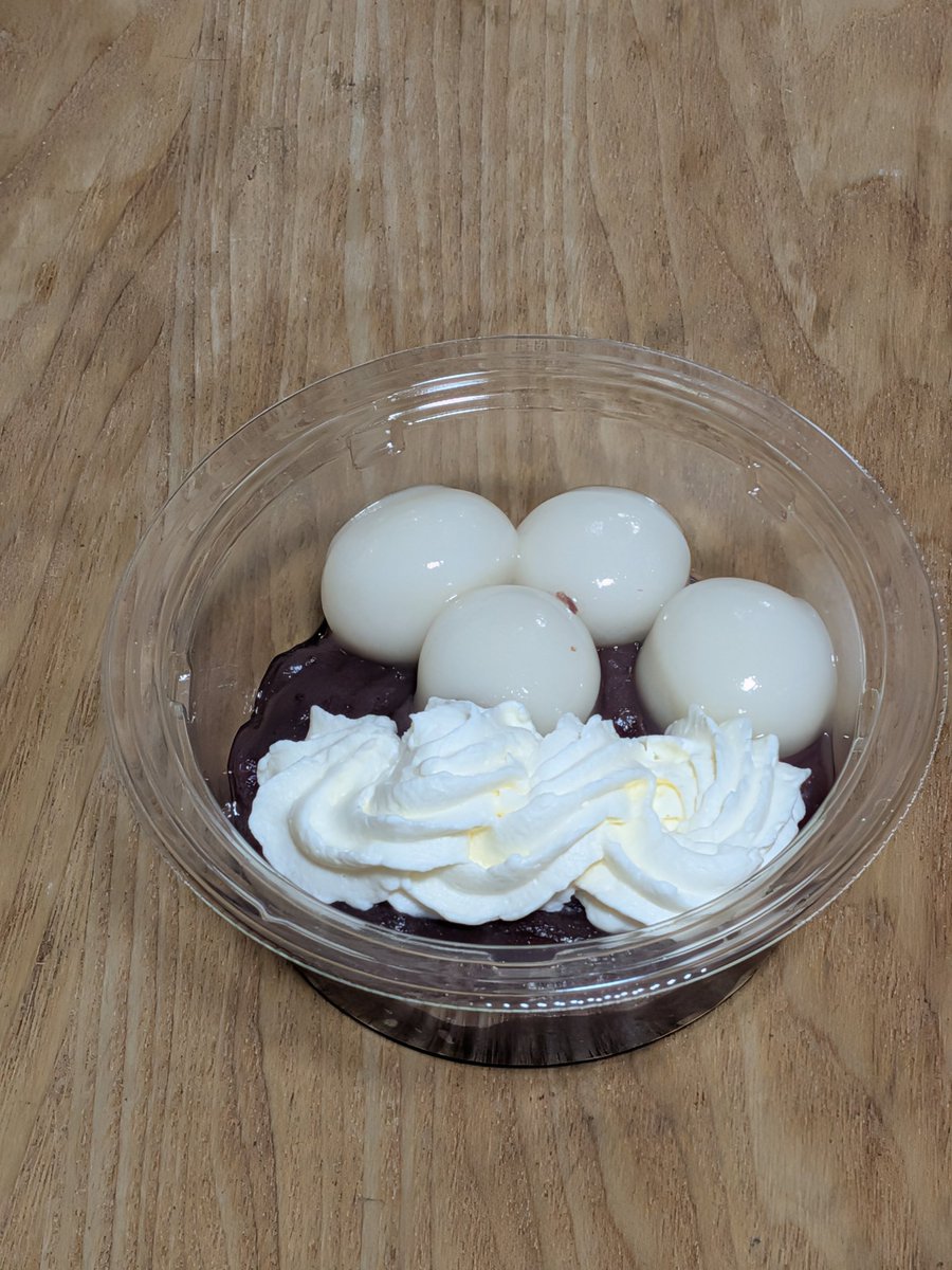 ore_golgo13's tweet image. #娘 #プレゼント #大学生 
#パパの大好物 #白玉 #あんこ
#ホイップクリーム
俺の大好物ばっか☺️
くぅーーーー🤣🐎🩵
スイーツ宝石箱💎
娘から突然のプレゼント🎁
俺のことを知り尽くしとる💖
突然のプレゼントびっくり😲
今夜は🌠こころ💓健やかに寝れる💤(。-ω-)zzz. . .