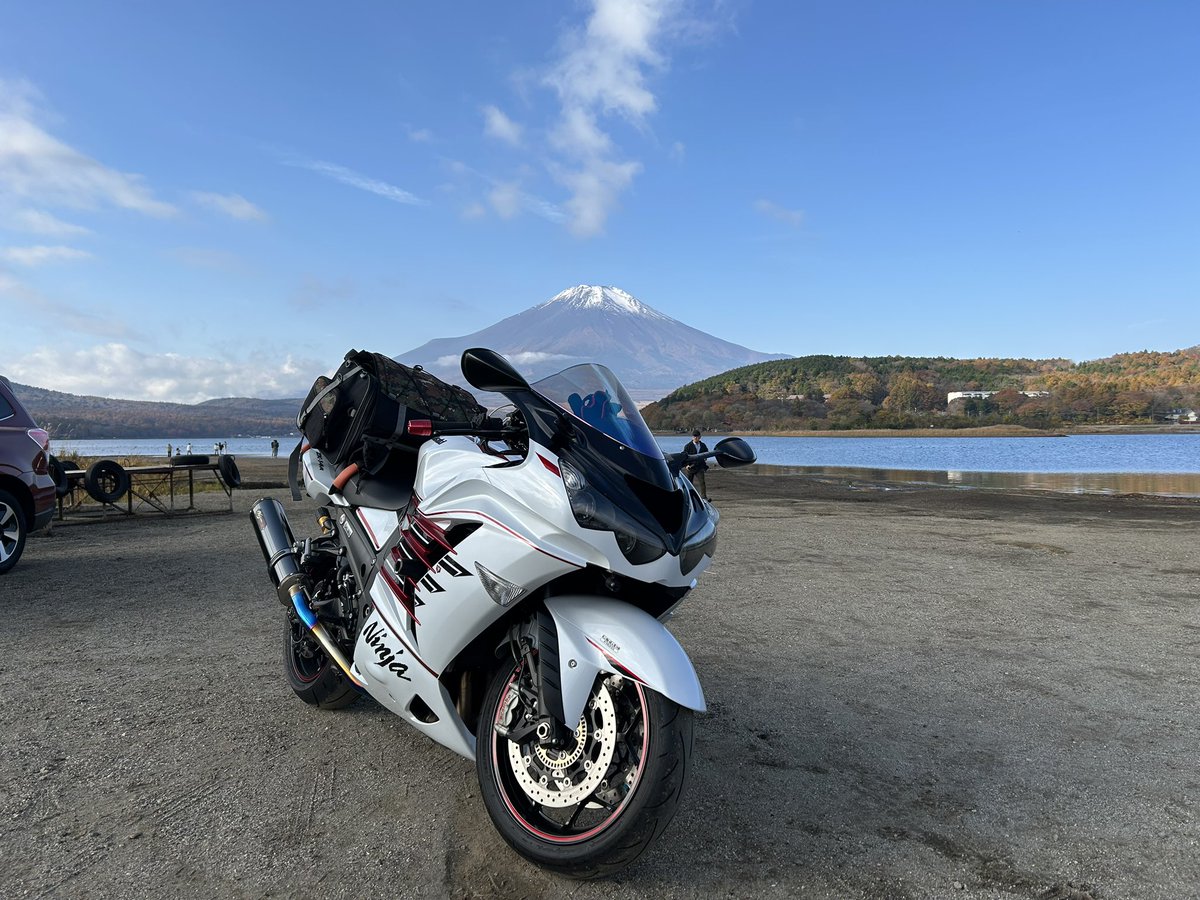 The_First_Odi's tweet photo. 「四捨五入したら還暦」を更新！
真正還暦だわさ

名前:まぐろ🍣@初代おぢさん
性別:おぢさん
年齢:四捨五入したら還暦
身長:低い
住み:大都会島
愛車:ZX14R C125 Z125
好き:食べる事　道の駅探索

なんでも呟くおやぢです

#バイク乗りとして軽く自己紹介
#バイク好きと繋がりたい https://t.co/yybjNNqEYD
