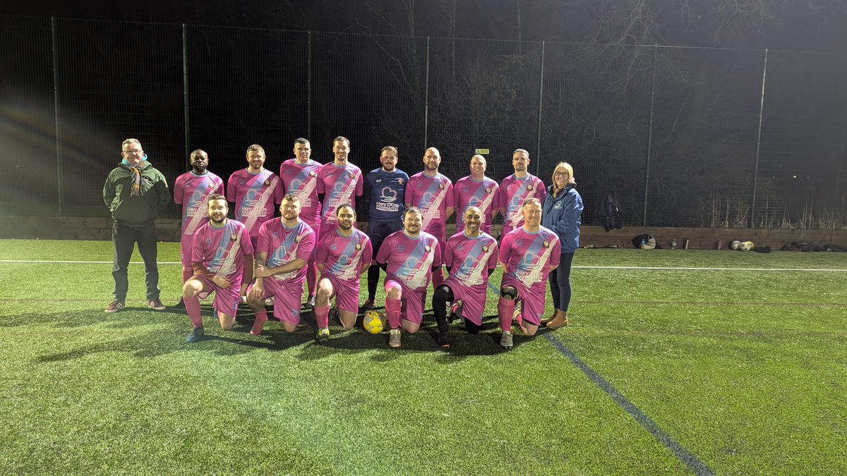 6–3 defeat to the Pirates, who made us walk the plank in the final ten minutes. We simply ran out of steam. Still a great run out for the Midgery Vets, with Paul and Sharon from <a href="/mary_ogara_uk/">The Mary O’Gara Foundation</a> joining us on a wet Lancashire evening. Onto the next.