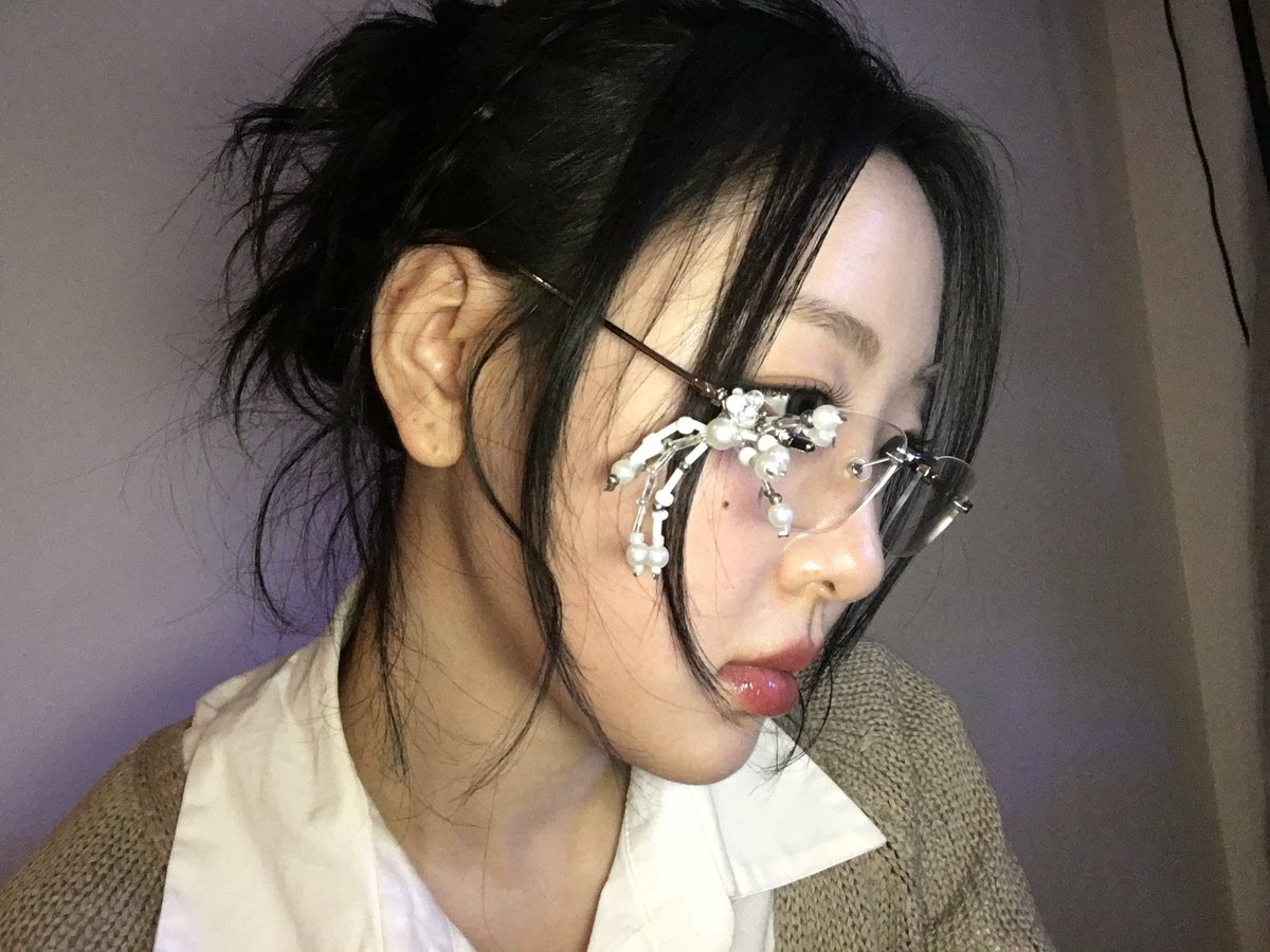 for yves tweet media