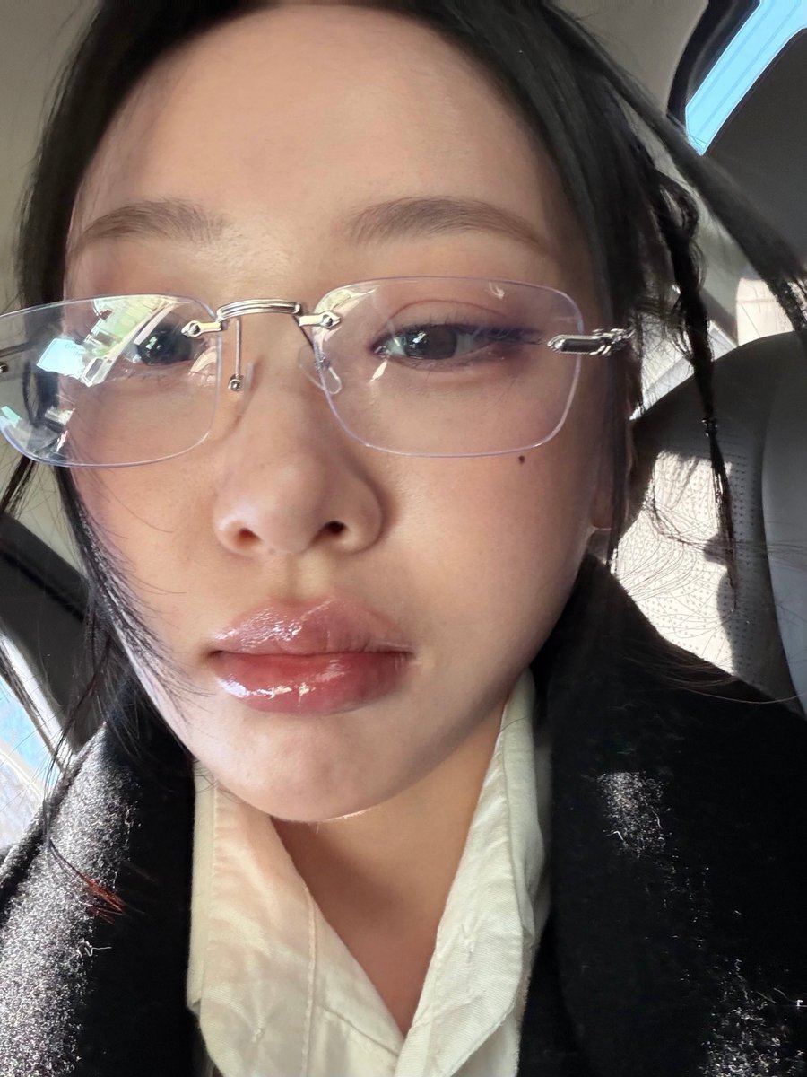 for yves tweet media