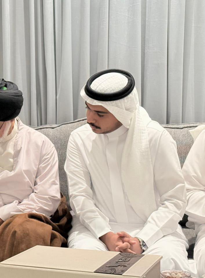 حـسَـن tweet media