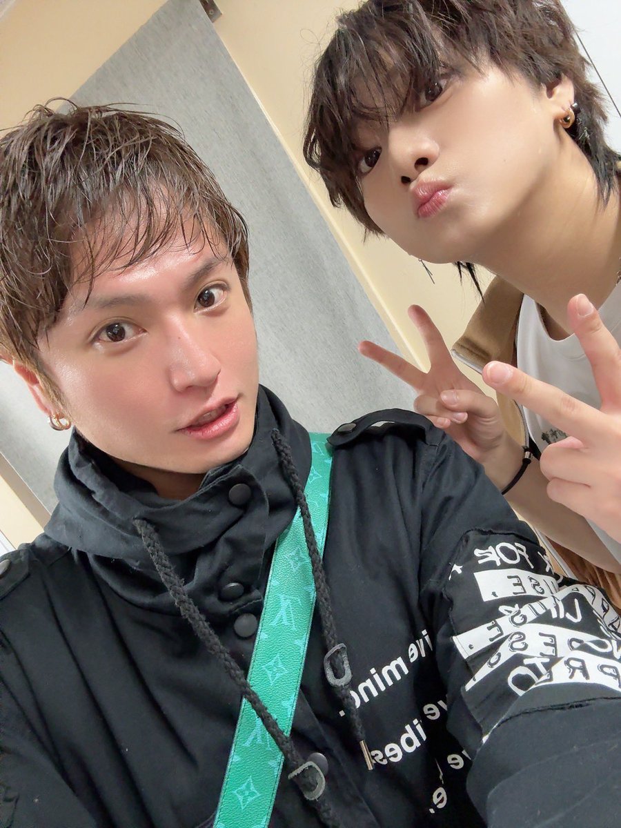 友常勇気 tweet media