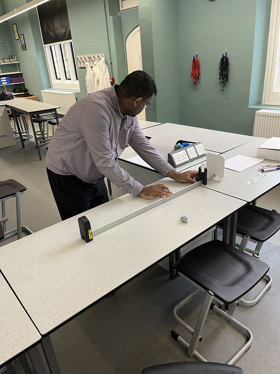 STHphysicsSKE tweet media