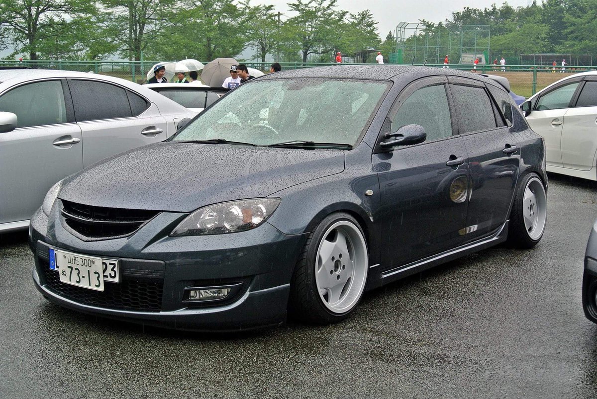 #あなたの愛車は何色の何

メトロポリタングレーマイカ