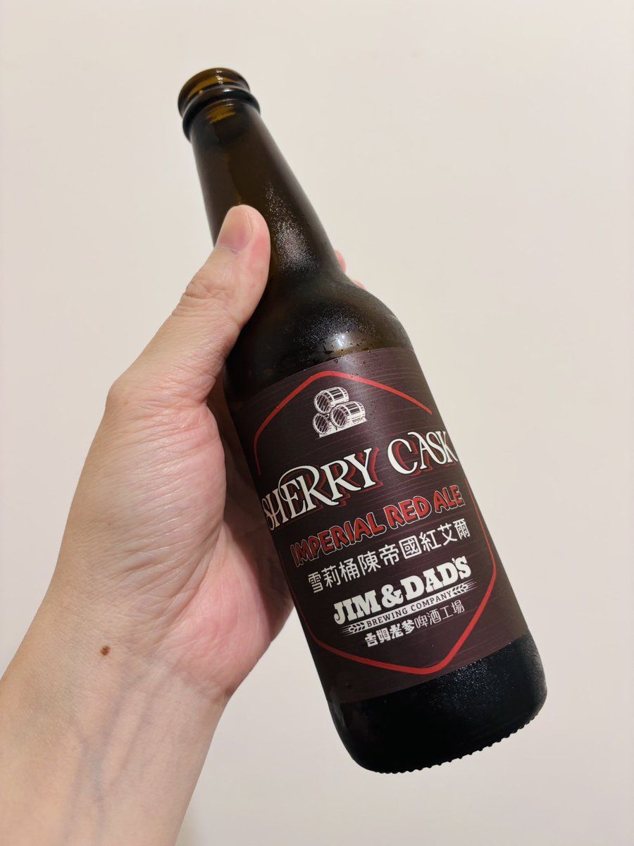 Vince_Ch_'s tweet image. 換一個 今天在家喝

還好三重沒下雨😆