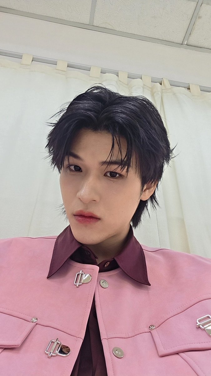 ขอบคุณทุกคนที่มาหากันนะ เก่งมาก กลับไปนอนตากแอร์กันยัง พรุ่งนี้ใครมาวิ่งเจอกันนะ
#LUXxSKY