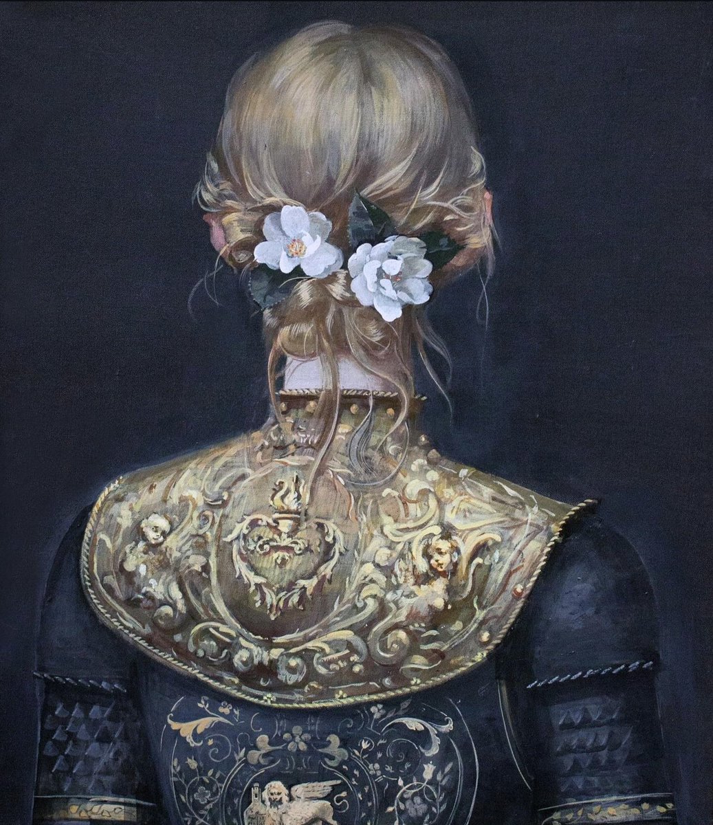 He descubierto el trabajo de una artista china, Dongni Hou (Liaoning, 1987), que parece trabajar el arte o concepto de la "feminidad blindada". 
 Me ha parecido interesante.

👇🏻Abro hilo.