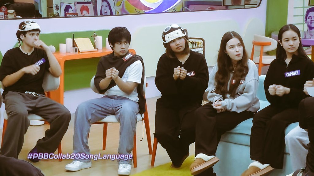 MY KAMPON FAMILY, YOU ARE SO DEAR TO ME !! (+eli) let's go to the big night, my babies!
#PBBCollab20SongLanguage