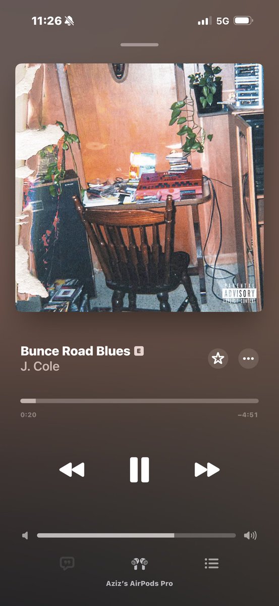 Azzzizz_'s tweet photo. Does it for me every single time. What a song https://t.co/Yrb9239s3B