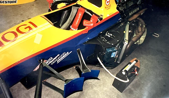 ローラはF1マシン(ガンダム)よりむしろF3000マシン(ジム)にオーラがある。#F1 #F3000