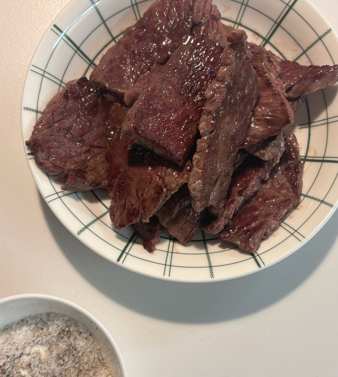 섹시의급이다름 숙소이모님 소고기는 >섹시소고기<가 한 단어임