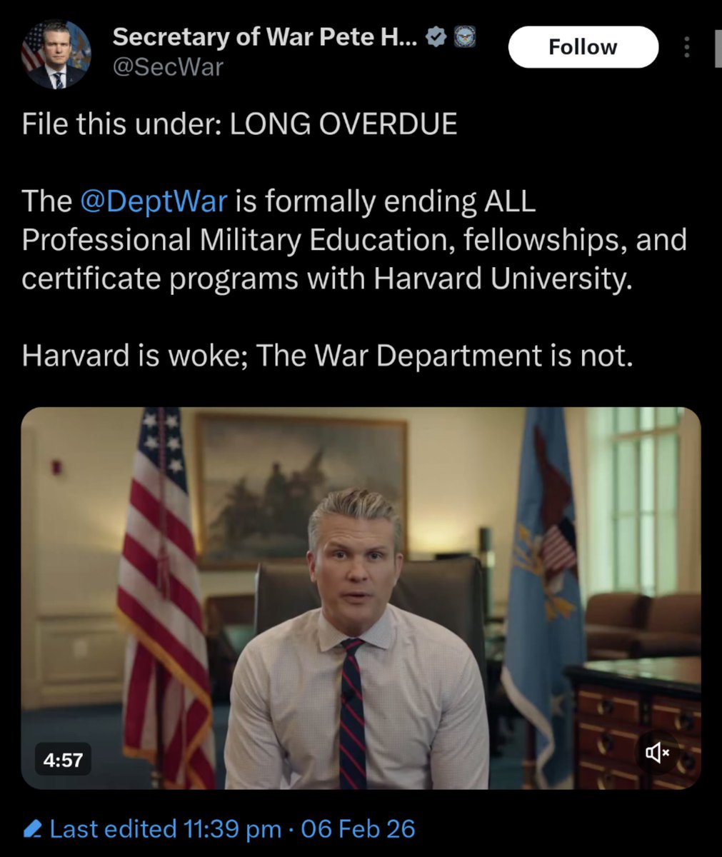 Moral_Politics's tweet image. 🚨 The U.S. Secretary of Defense tagging the Russian account #DeptWar instead of @DeptofWar is the perfect sign of the administration's incompetence and loyalty.

Maybe they should have kept the original name if the new one is too hard to remember. 🤷‍♂️ Remember #SignalGate ? 🤦‍♂️