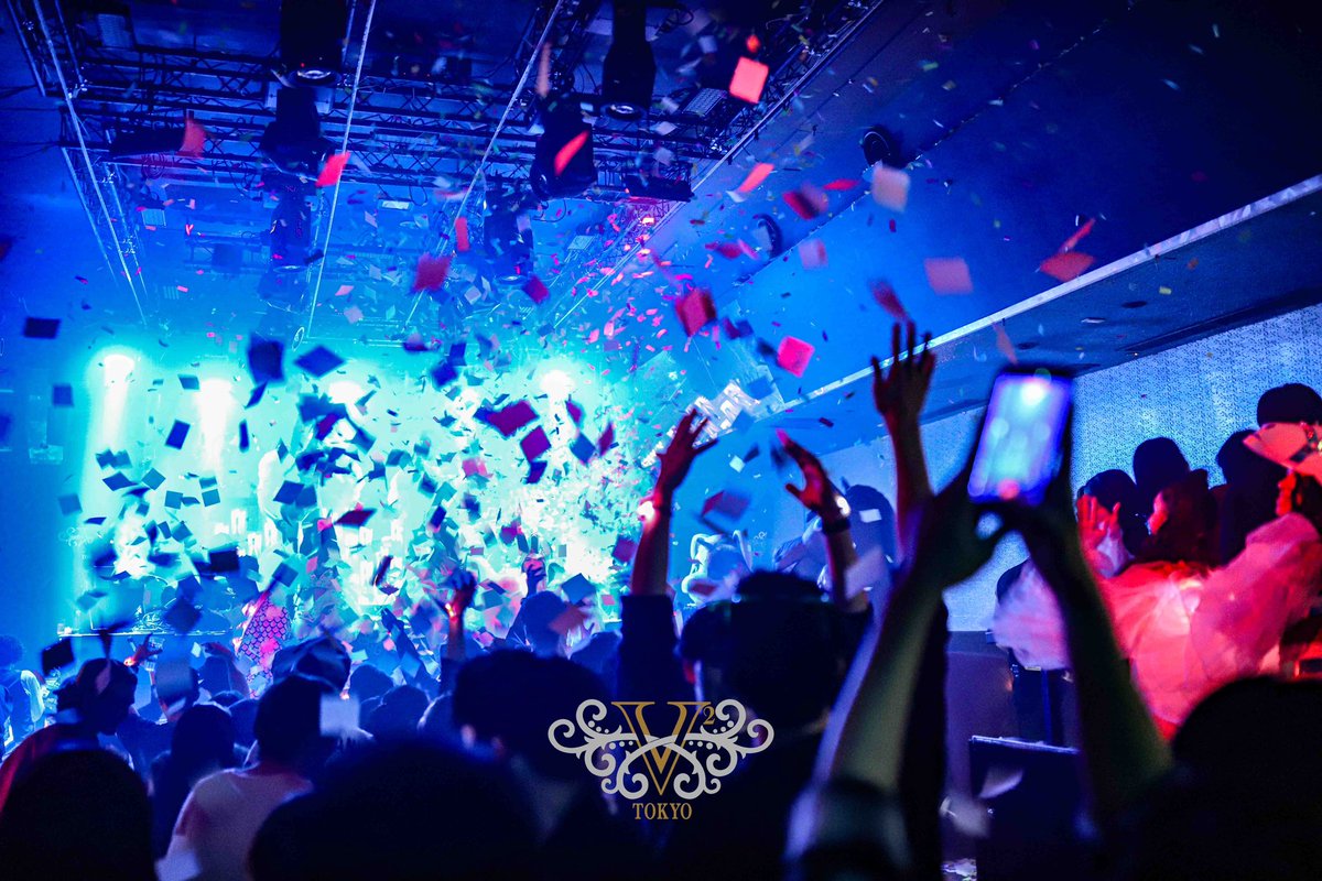 V2TOKYO SATURDAY OPEN 21:00~ VIP Reservation: TEL:0354740091