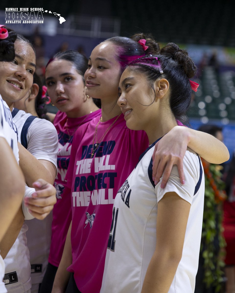 HHSAAsports's tweet photo. Your 2026 HHSAA Girls Basketball DI State Champions, KAMEHAMEHA-KAPĀLAMA ⛹🏽‍♀️🏀

50-39 KSK 

@KSKAthletics 

#hhsaa #girlsbasketball #states #hawaii https://t.co/3Rldi8b0sH