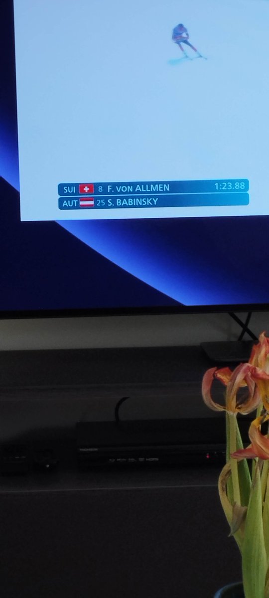 Hvk NEROCK'S BÄÄ tweet media