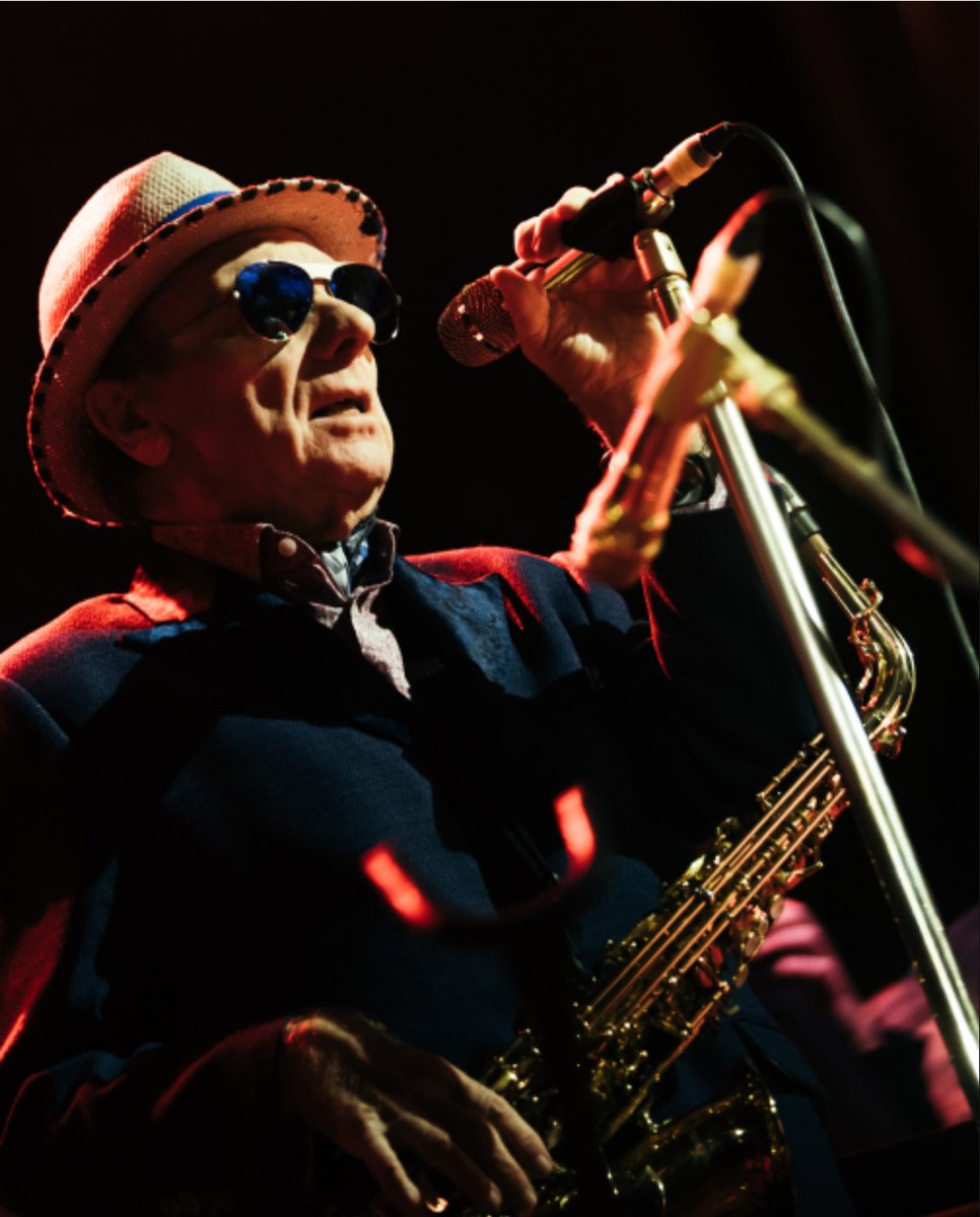 Mañana,en la 2ª dimensión,el Doctor Soul ofrecerá un espacio sideral "#VanMorrison, fuego y blues y mala leche",en el que estrenará su nuevo álbum "Somebody tried to stole me  bridge", y que completará con The Harlem Gospel Travelers, Jimmy Reed y otros artistas incandescentes.