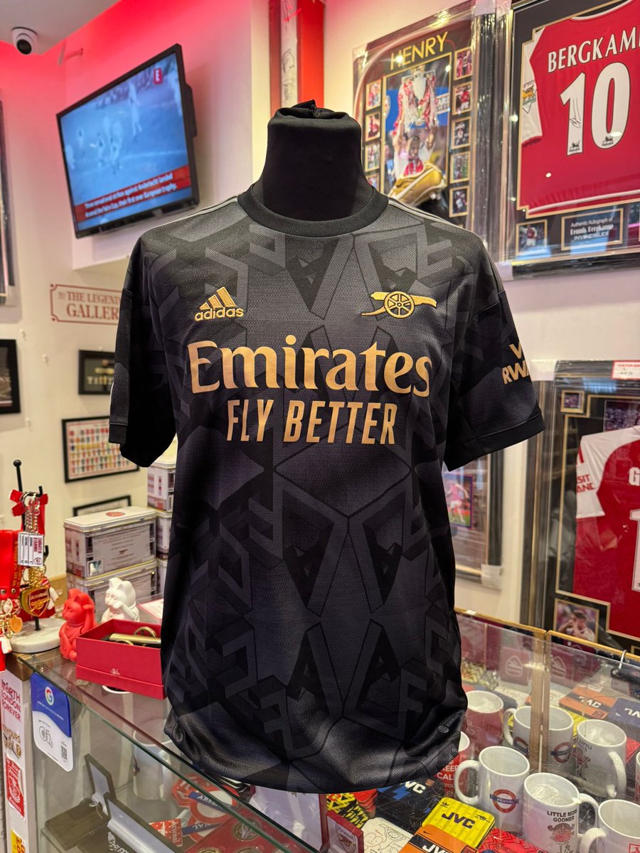 The match day tweet media