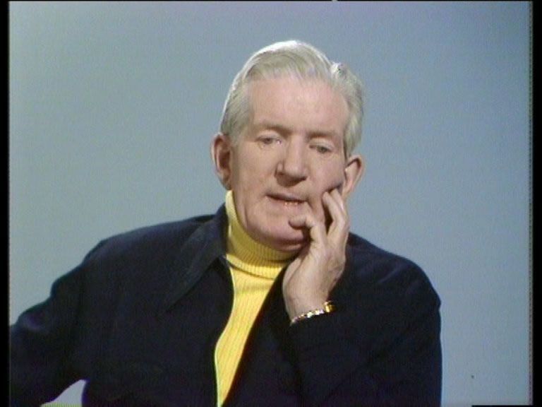 TalkingPicsTV's tweet photo. #TedRay and #ArthurAskey are among the stars who are going to:
TELL ME ANOTHER (1976) 1:45pm #TPTVsubtitles Hosted by #DickHills https://t.co/dVfW2GtPLu