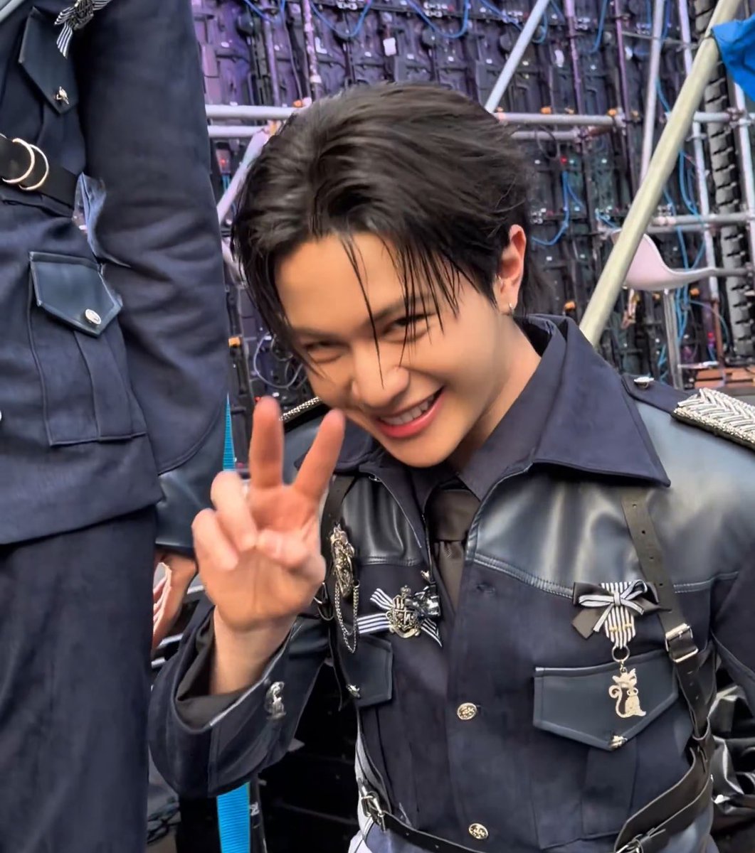MY ADORABLE PUPPY 😭😭😭😭

LYKN TORO PRESENTER 
#TOROxLYKN #williamjkp