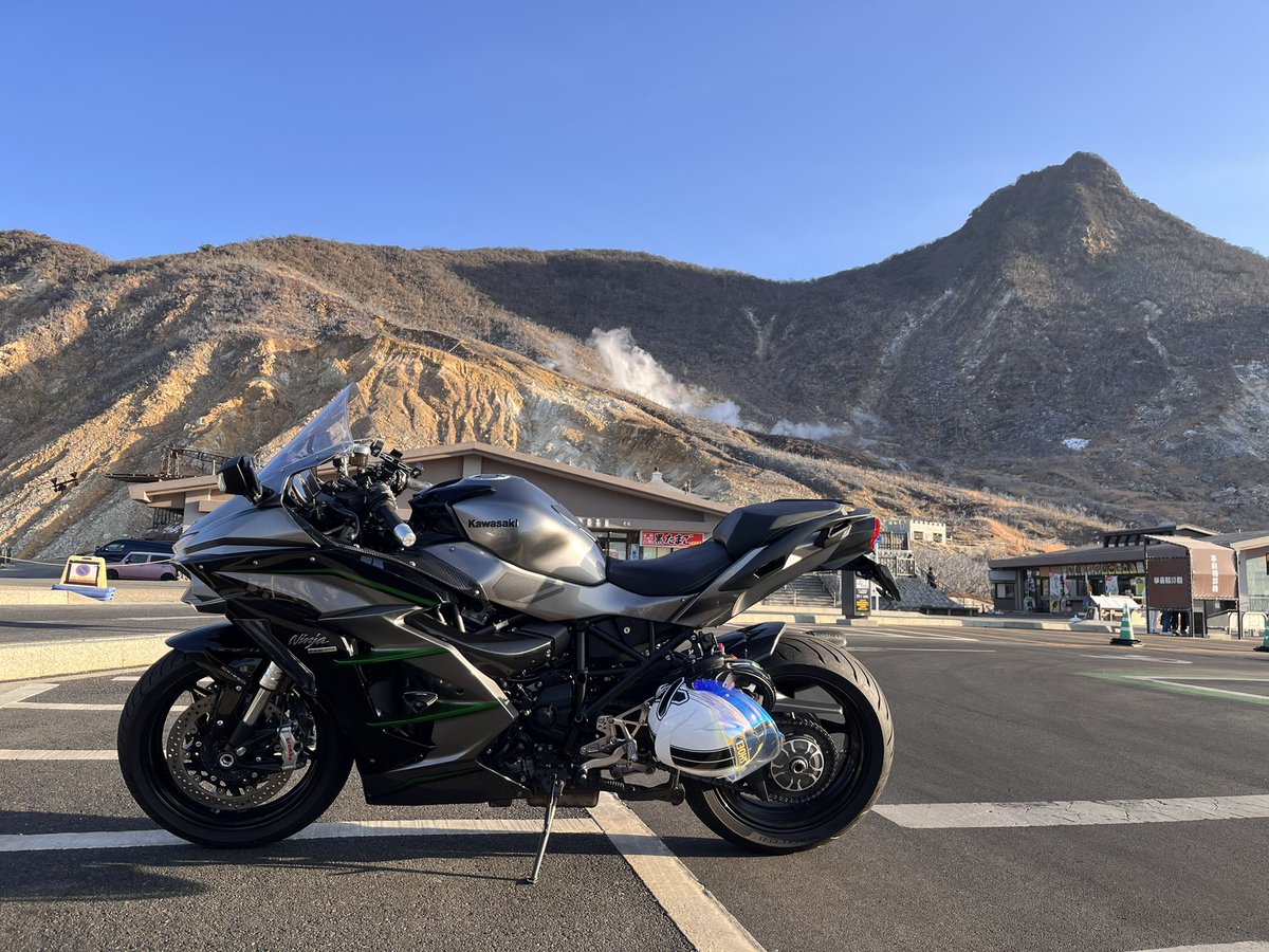 Vr8Dm's tweet photo. ターンパイクは最高だぜ！！
#バイク好きな人と繋がりたい　＃バイク乗りと繋がりたい　#バイクのある風景　#ツーリング　#バイク写真部 https://t.co/6SsVvGnUPr
