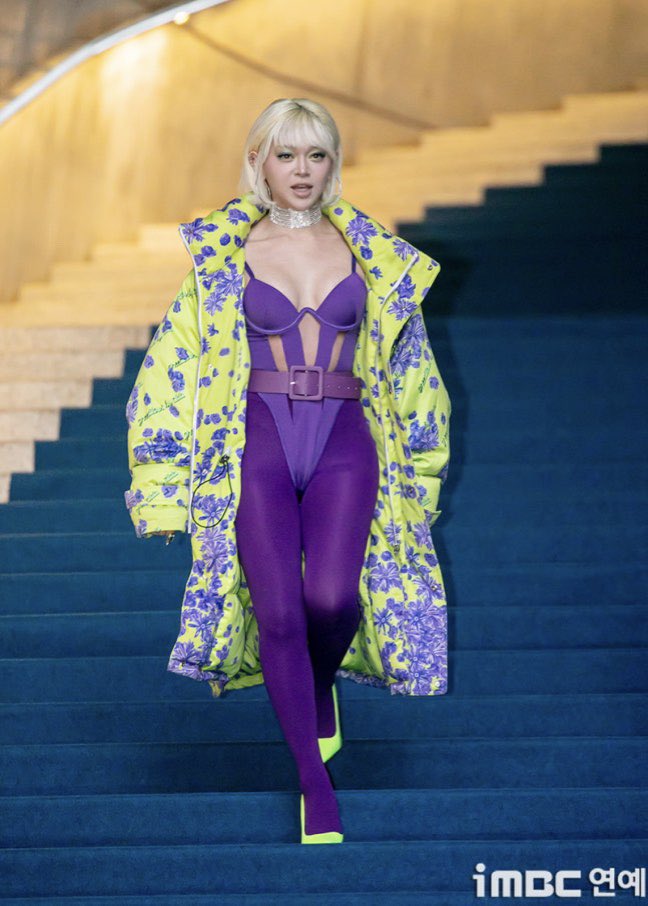 seriinade's tweet photo. long live fun fashion 💜💚 #GREEDILOUS #SFW2026 https://t.co/SKJijpzHt4