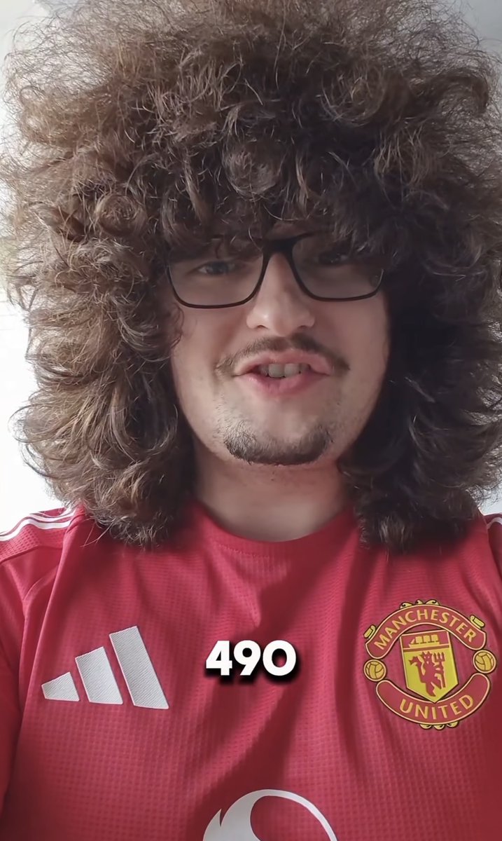 1 victoria más para que este tipo por fin se logre cortar el pelo, si llegan a las 5 victorias consecutivas con el Manchester United:

✅ 2-0 Man City
✅ 3-2 vs Arsenal
✅ 3-2 vs Fulham
✅ 2-0 Tottenham
📌 vs West Ham