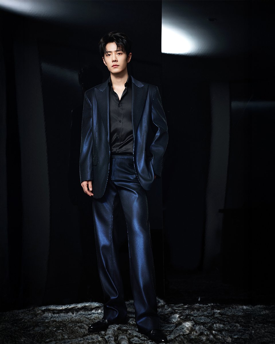 Global Brand Ambassador #XiaoZhan wore a custom #Gucci suit at the Weibo Night Awards.