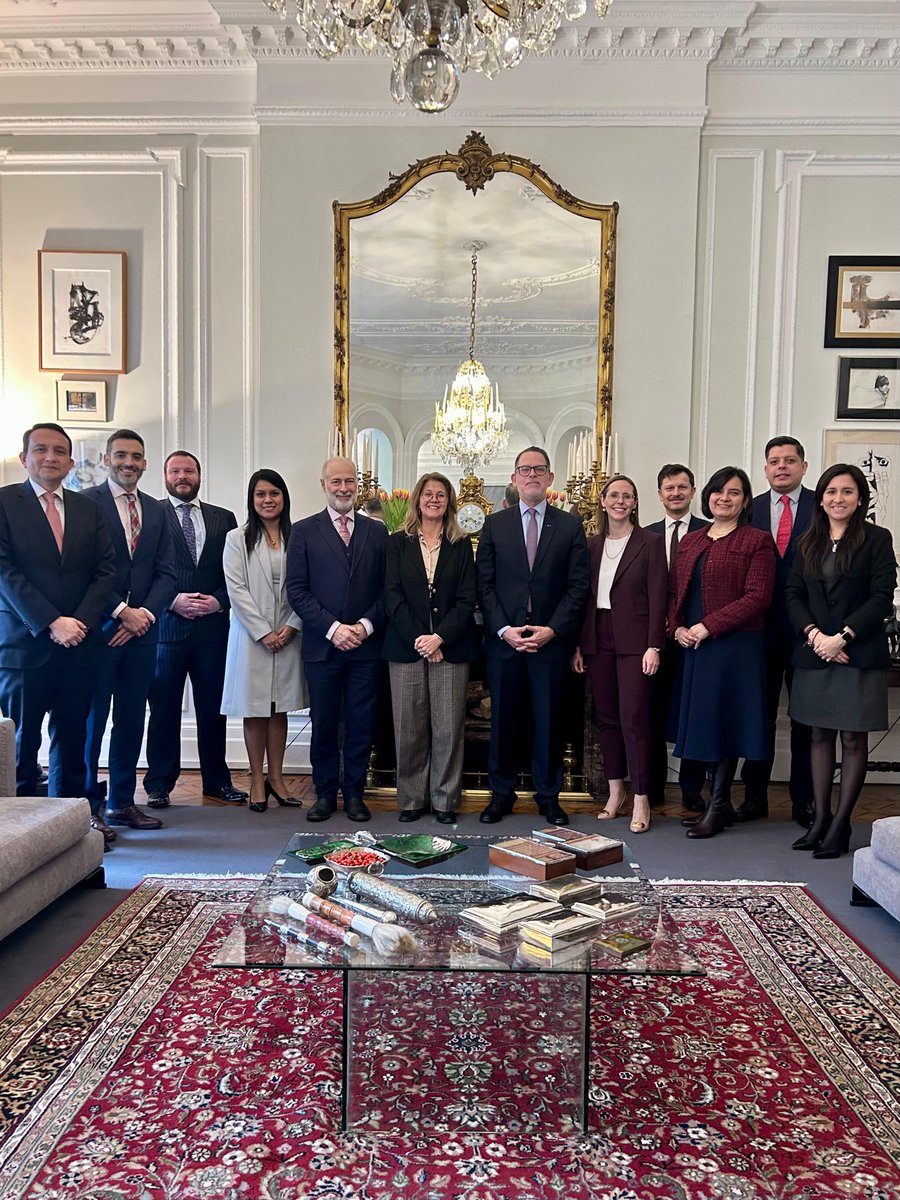 Chile en UK tweet media