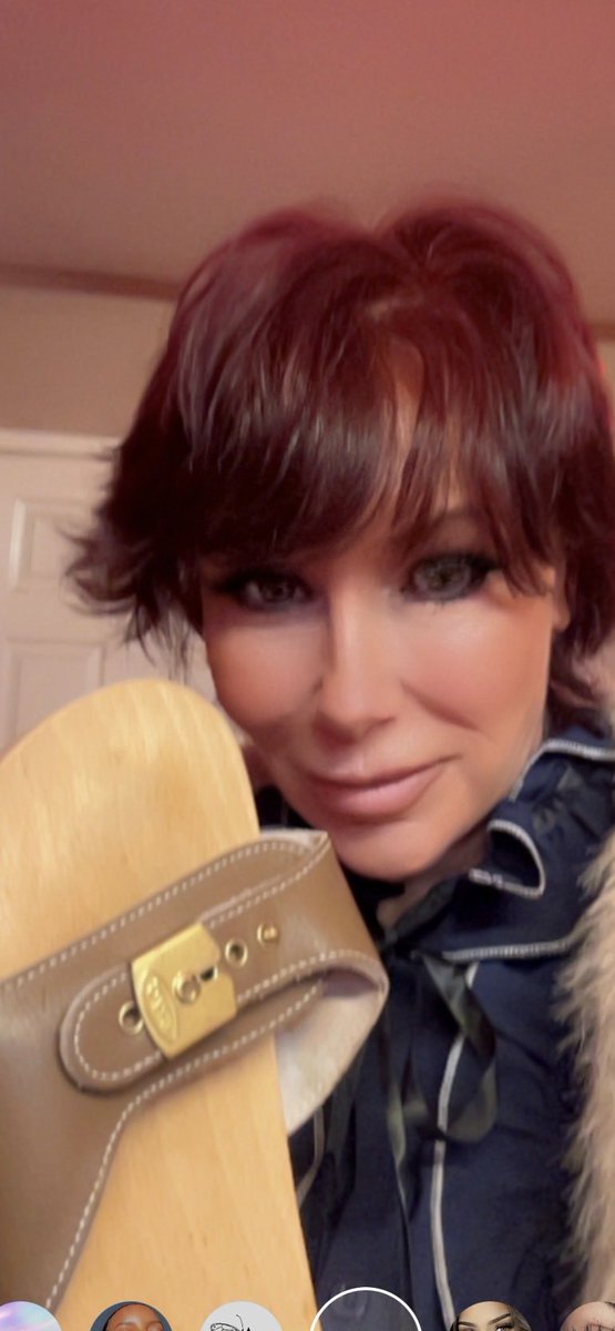 Miss Hastings | Official Account | 2.0 tweet media