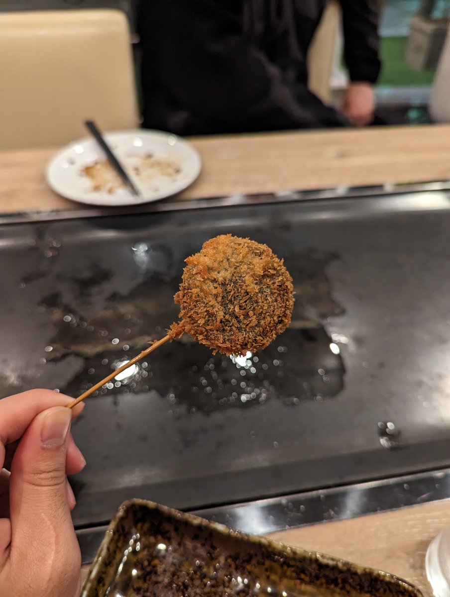 ぷれじでんと tweet media