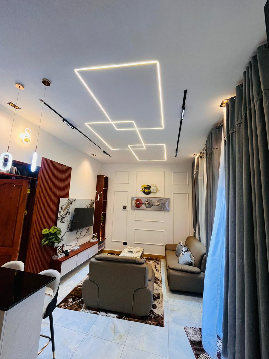 Almeida_UG's tweet photo. Bwera Comfort Homes brings you an ambient stay in the heart of Mpondwe–Lhubiriha. 

Along the Bwera–Kasese Highway, opposite Kyeyune’s home.

Now live on @eaglestaysug comfort, convenience, and great prices.

Book local. Stay better.

#EagleStays #Kasese #LocalStays https://t.co/KBF8NOaMF3
