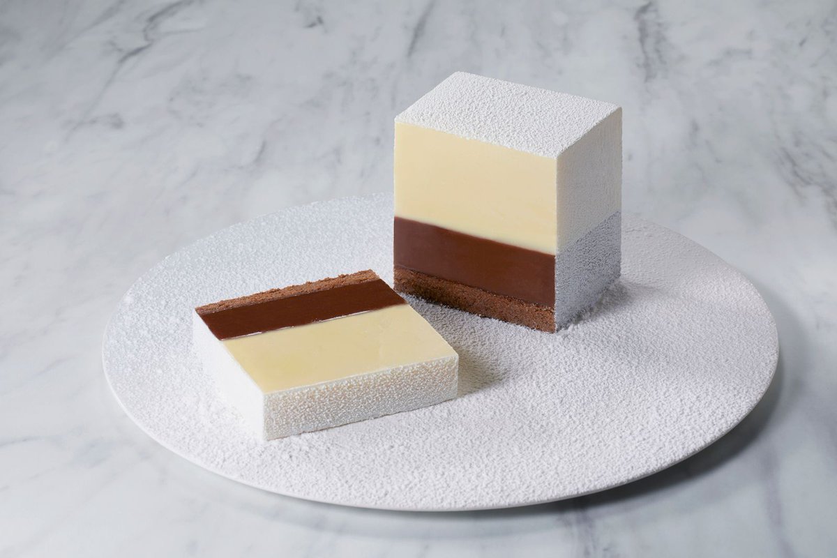 VOGUE JAPAN tweet media