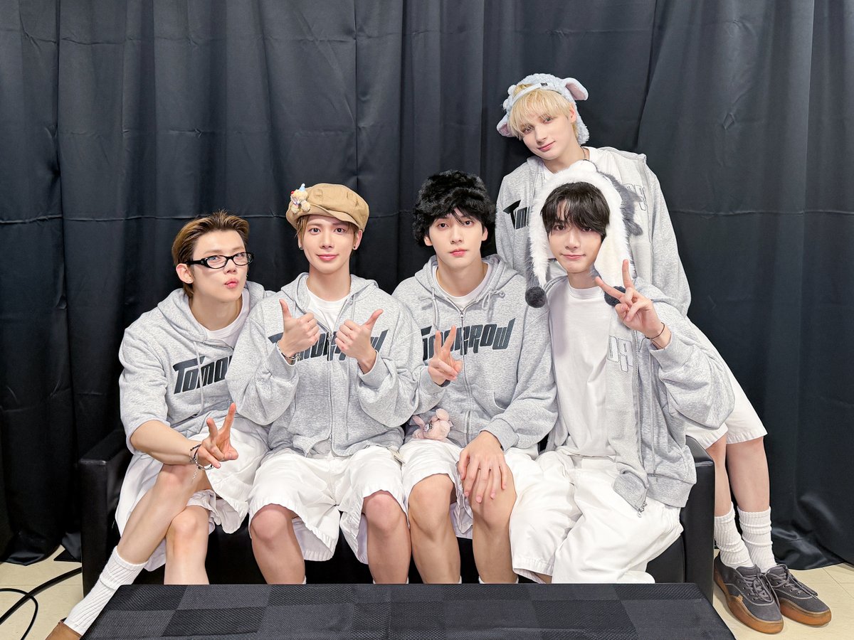 [#今日のTXT] 260207
TOMORROW X TOGETHER WORLD TOUR <ACT : TOMORROW> IN JAPAN

大阪初日！会場いっぱいの声援と笑顔に心もいっぱいになりました🫶❣️

#TOMORROW_X_TOGETHER #TXT
#ACT_TOMORROW
#TXT_TOUR_ACTTOMORROW
#TXTと過ごす冬