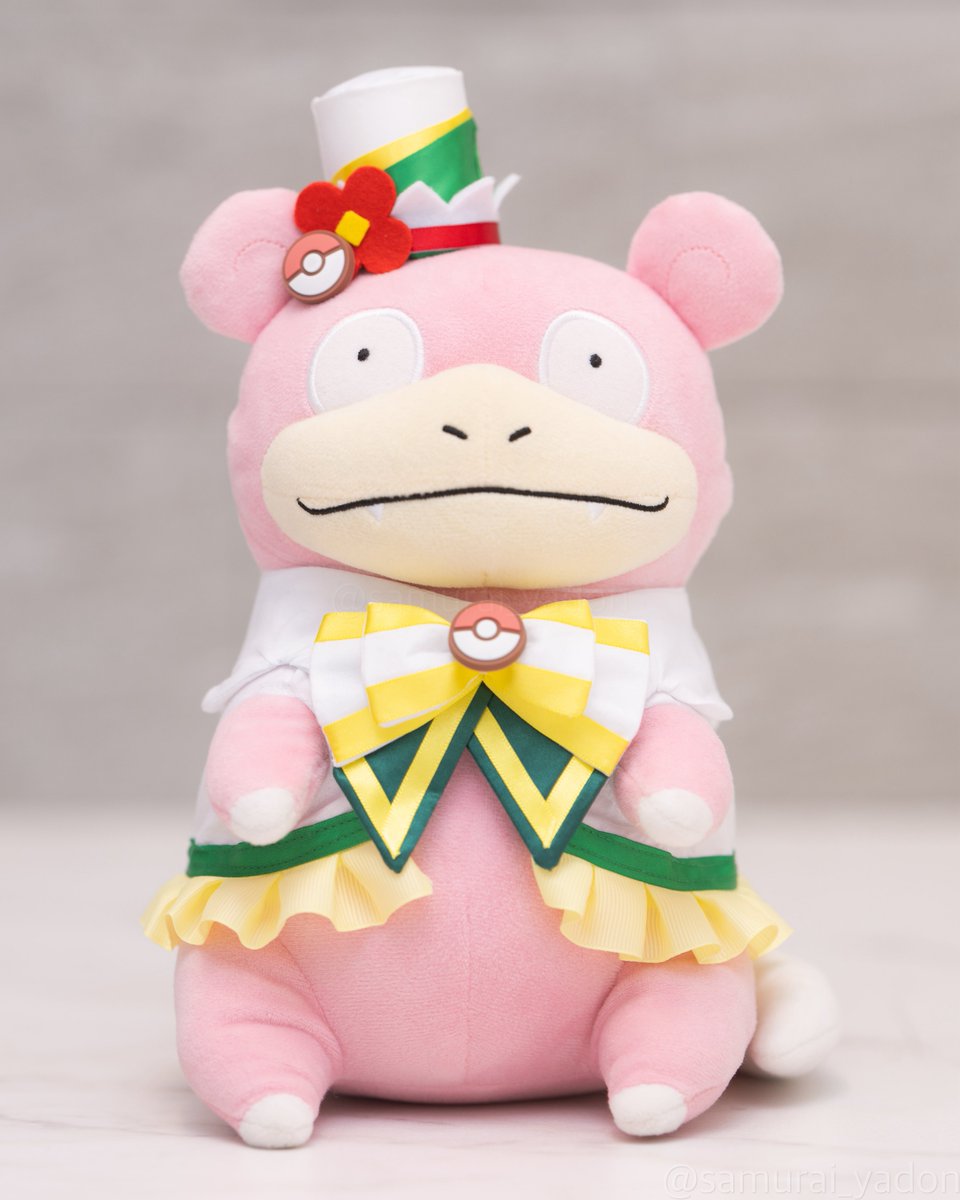 ポケパークに行く日が待ち遠しいヤドン ピカチュウさんのお洋服にお