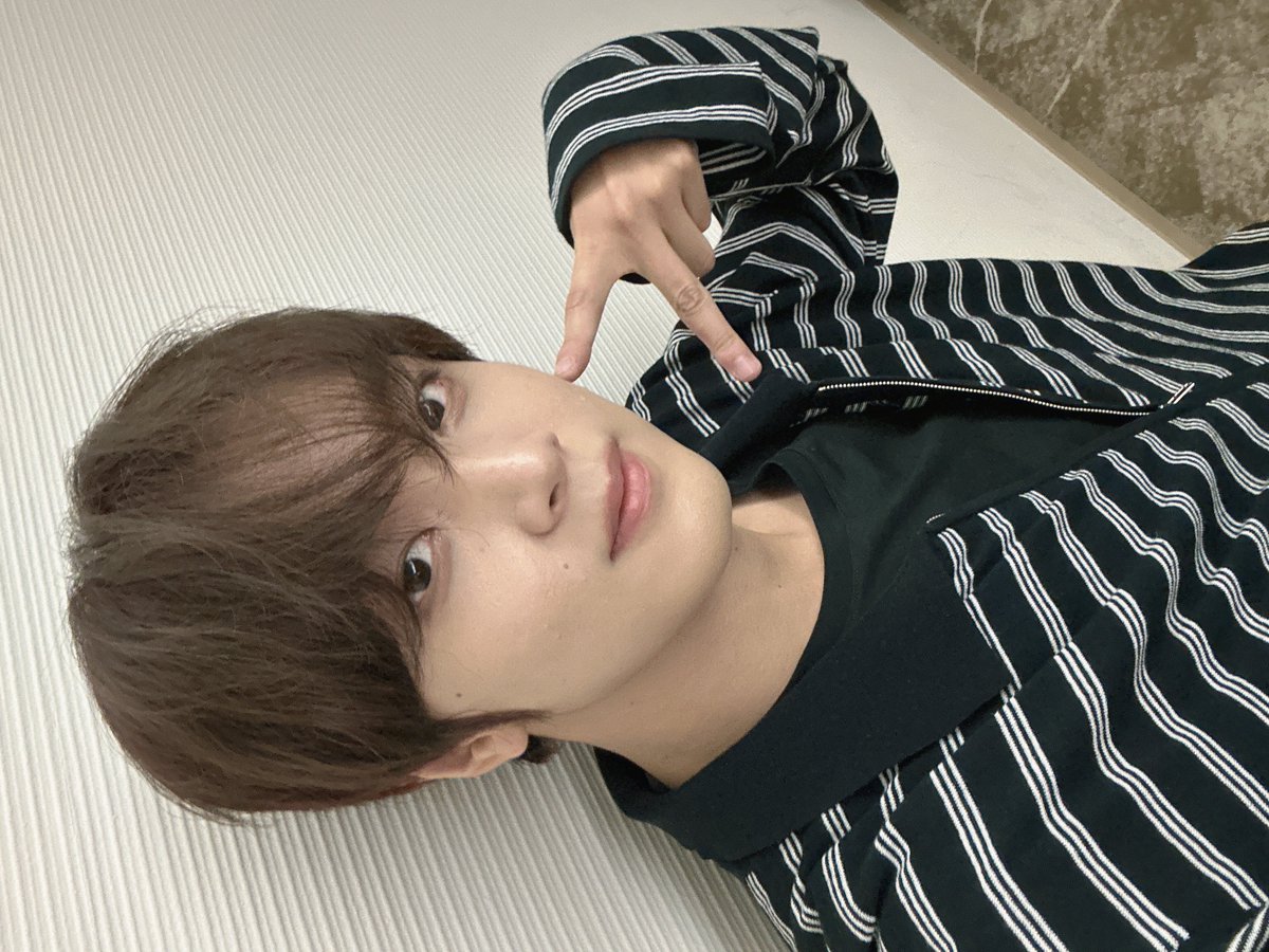 에잉 #TASTE tweet media