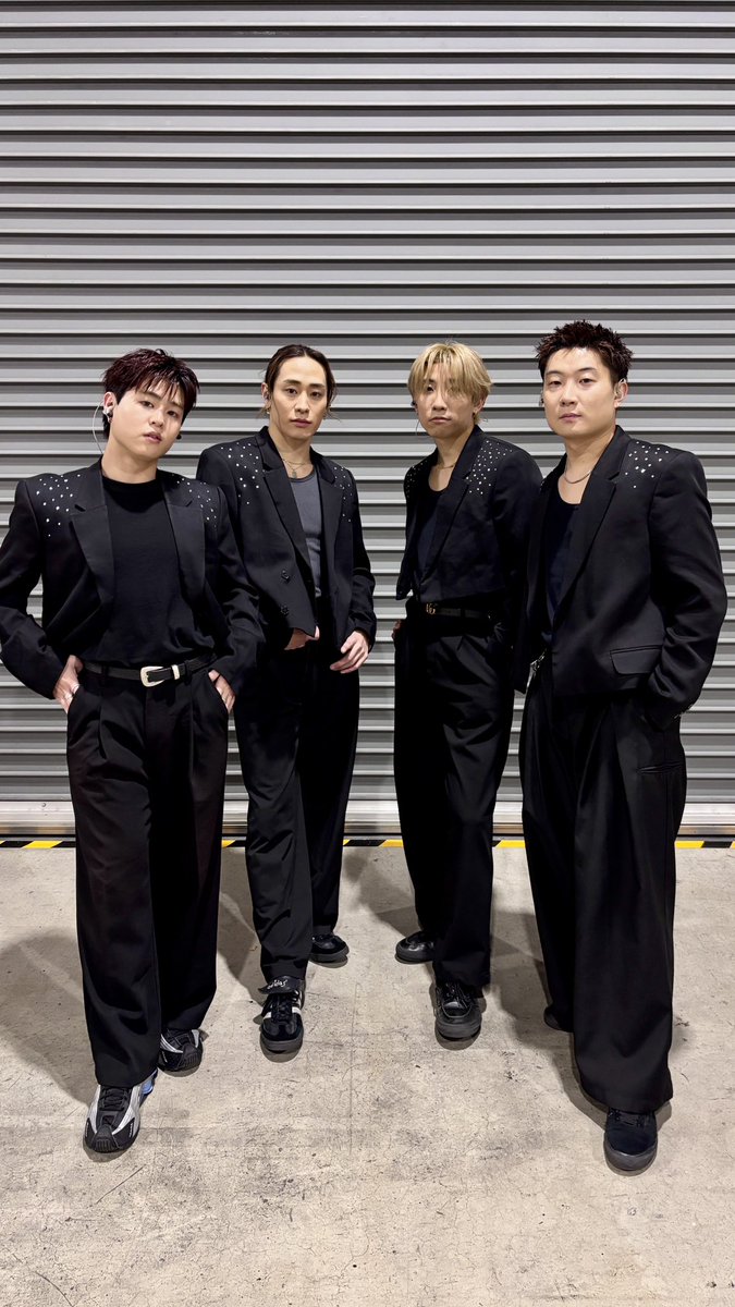 MrD_GANMI's tweet photo. #ACTIONASIATOUR2025_2026

今日は、eillのライブに
GANMIの4人でサプライズ
出演してきました🔫

eillのライブダンサーは、
約3年ぶり、エモタノでした、、、

改めてありがとう @_eill_ 💙

次は、6月17日にGANMI全員で参戦だ🙌🏻 https://t.co/sYiiRI6QLD