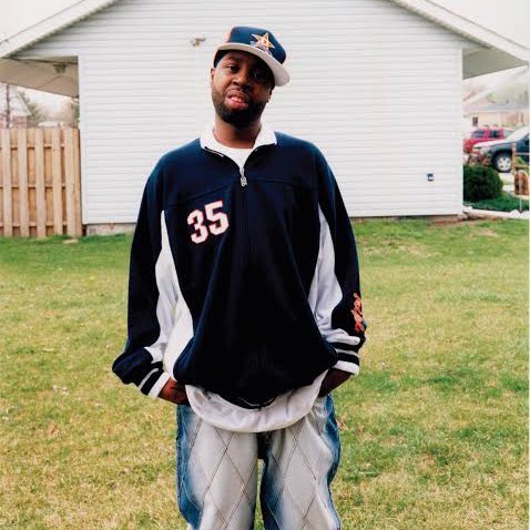 ibfs_mag's tweet photo. [Music]
2月7日は、2006年に32歳で早逝したJ Dilla(J ディラ)と、2010年に36歳で夭折したNujabesの誕生日。ローファイ・ヒップホップの先駆者としても知られる2人は、奇しくも誕生日だけでなく誕生年まで全く同じ生年月日(1974年2月7日)である。 https://t.co/HHdK2KKdld
