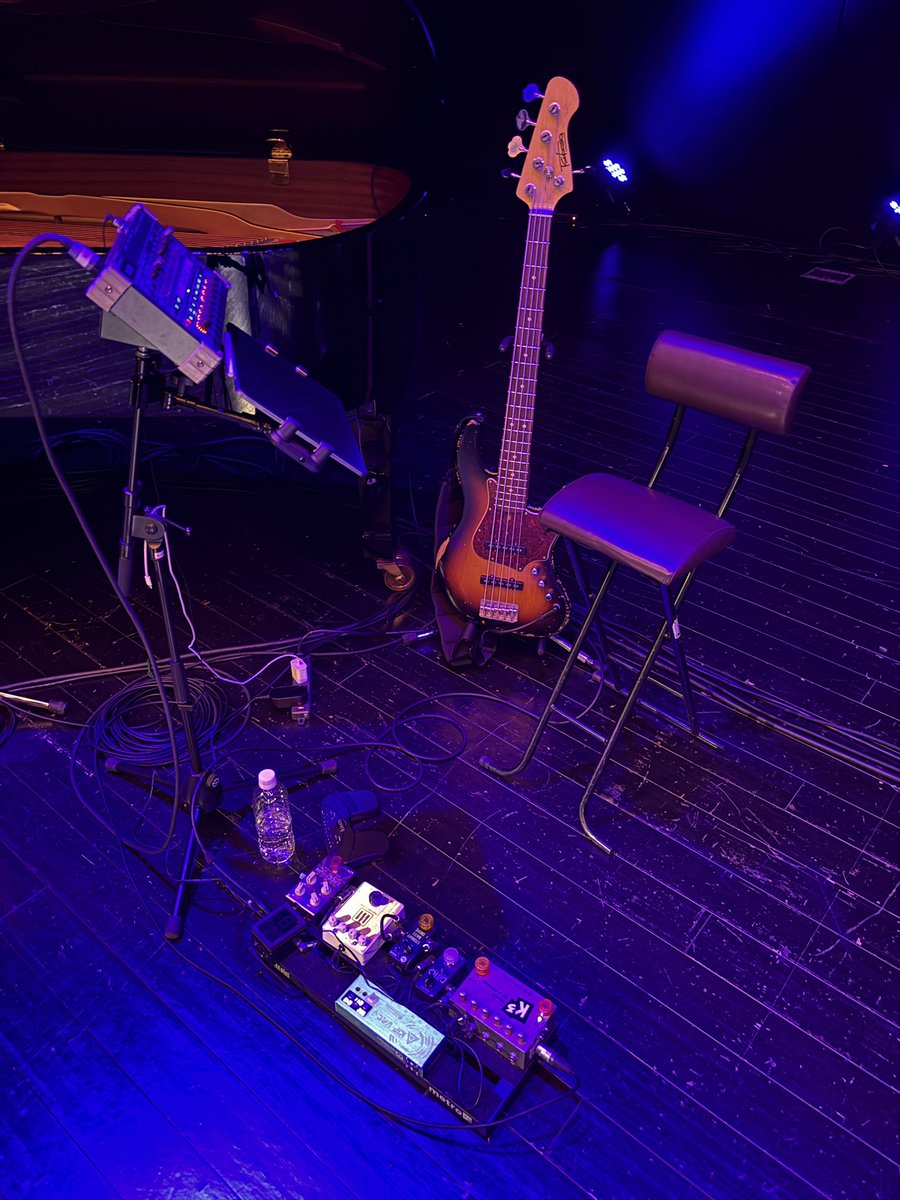 this_is_tack's tweet photo. 『Alice in the concerto 2026』バンドにてベースを担当させていただきました🎸
今日という日がみなさんの想い出に残ったら幸いです。
またどこかでお会いしましょう！
#Alice2026 https://t.co/Qag1V7hfck