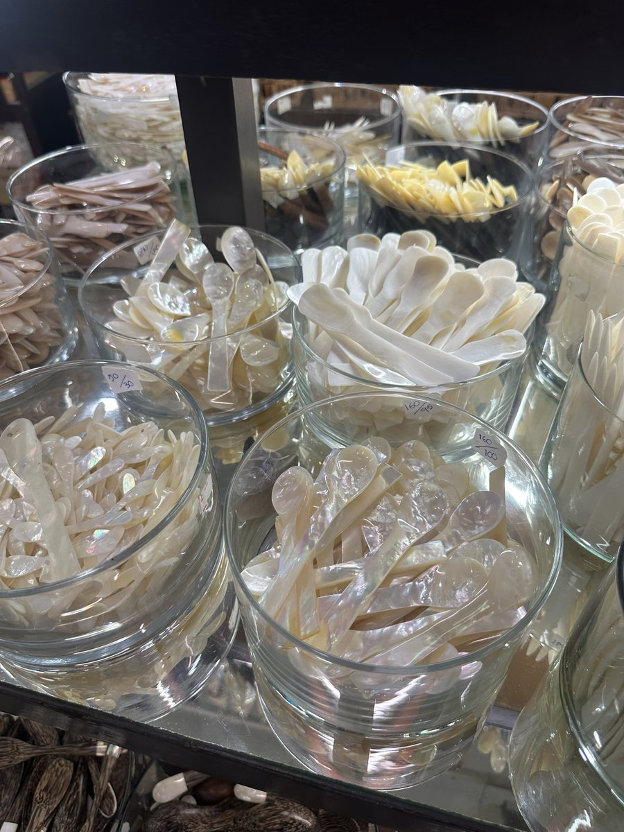 貝殻カラトリ、税関で商業貨物の申告して納税Done…輸入貿易業って大変