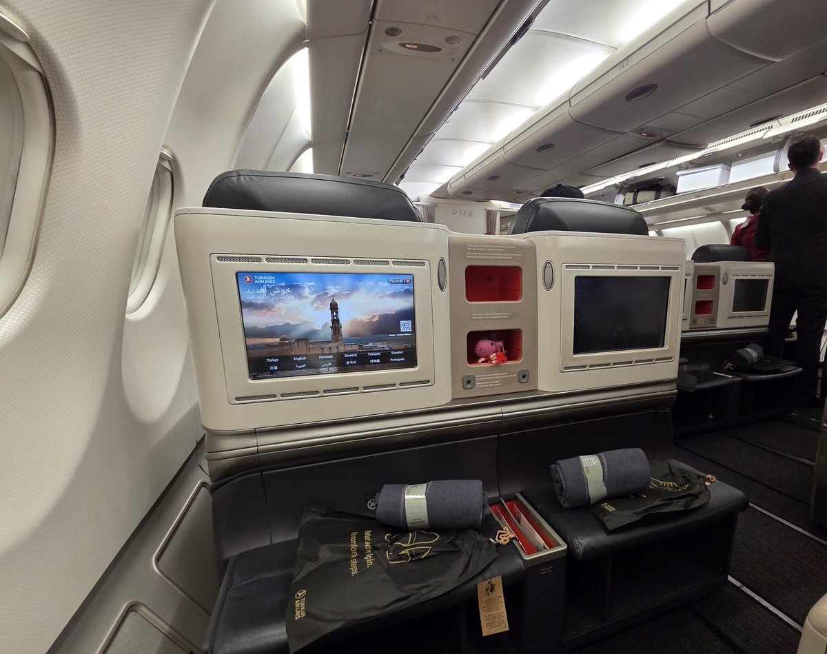 Fridolin tweet media