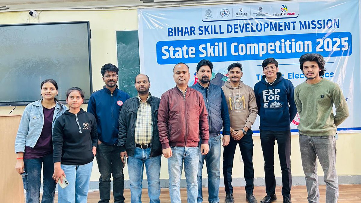 OfSupaul's tweet photo. सुपौल अभियंत्रण महाविद्यालय में Electronics व Web Technologies पर India Skill Competition 2025–26 हेतु 6 दिवसीय विशेष बूटकैंप (02–07 फरवरी 2026) सफलतापूर्वक संपन्न हुआ। BSDM सहयोग से आयोजित इस प्रशिक्षण में प्रतिभागियों को क्षेत्रीय, राष्ट्रीय व WorldSkills हेतु तैयार किया गया। https://t.co/Mn487gY6VH