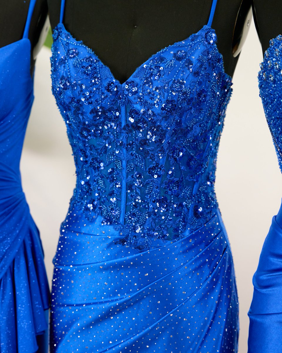 💙PROM TIME💙 At Stacees!!! All the newest styles are here for YOU!🙌💃

#prom #promdresses #alinedress #royalblue #prom2026 #strapless #ruffledress #slit
