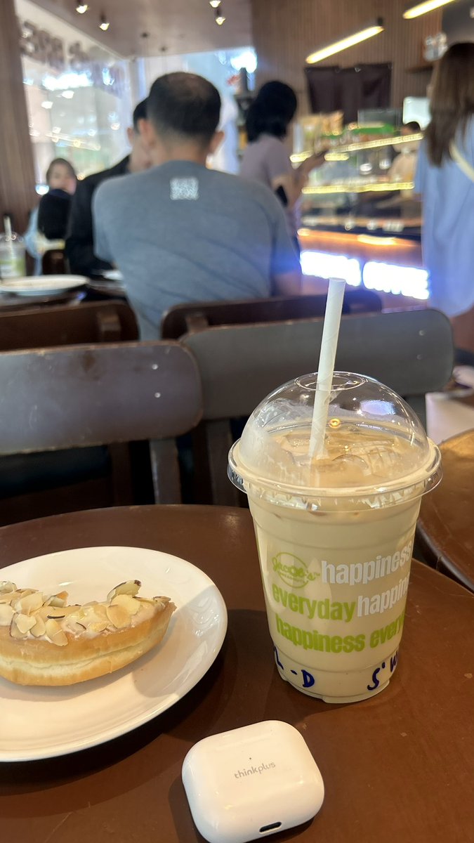 earwinnnnn's tweet photo. coffee now https://t.co/NNAvx01UMr