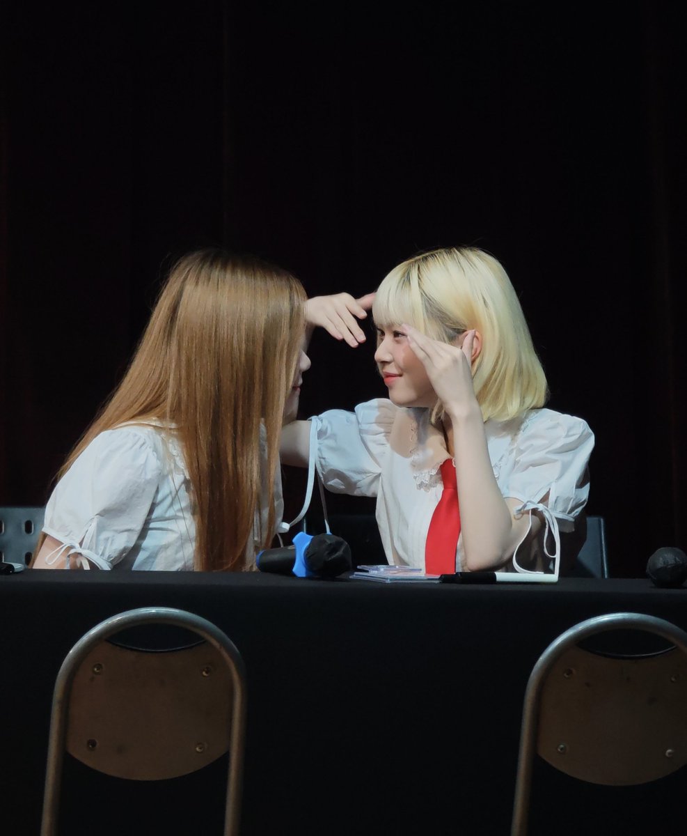 IanYUnis's tweet image. Pabebe yern? 🤣🤣🤭

#unis #yoona #kotoko