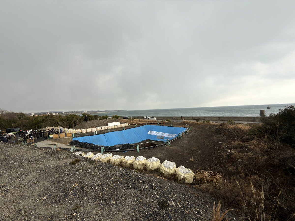 84年もの間、光を見られなかった
長生炭鉱水没犠牲者たちの無念を少しでも晴らそうとした。
台湾人ダイバーの勇気と献身を、私たちは決して忘れません。
深い哀悼の意を表するとともに、安らかな眠りをお祈りいたします。