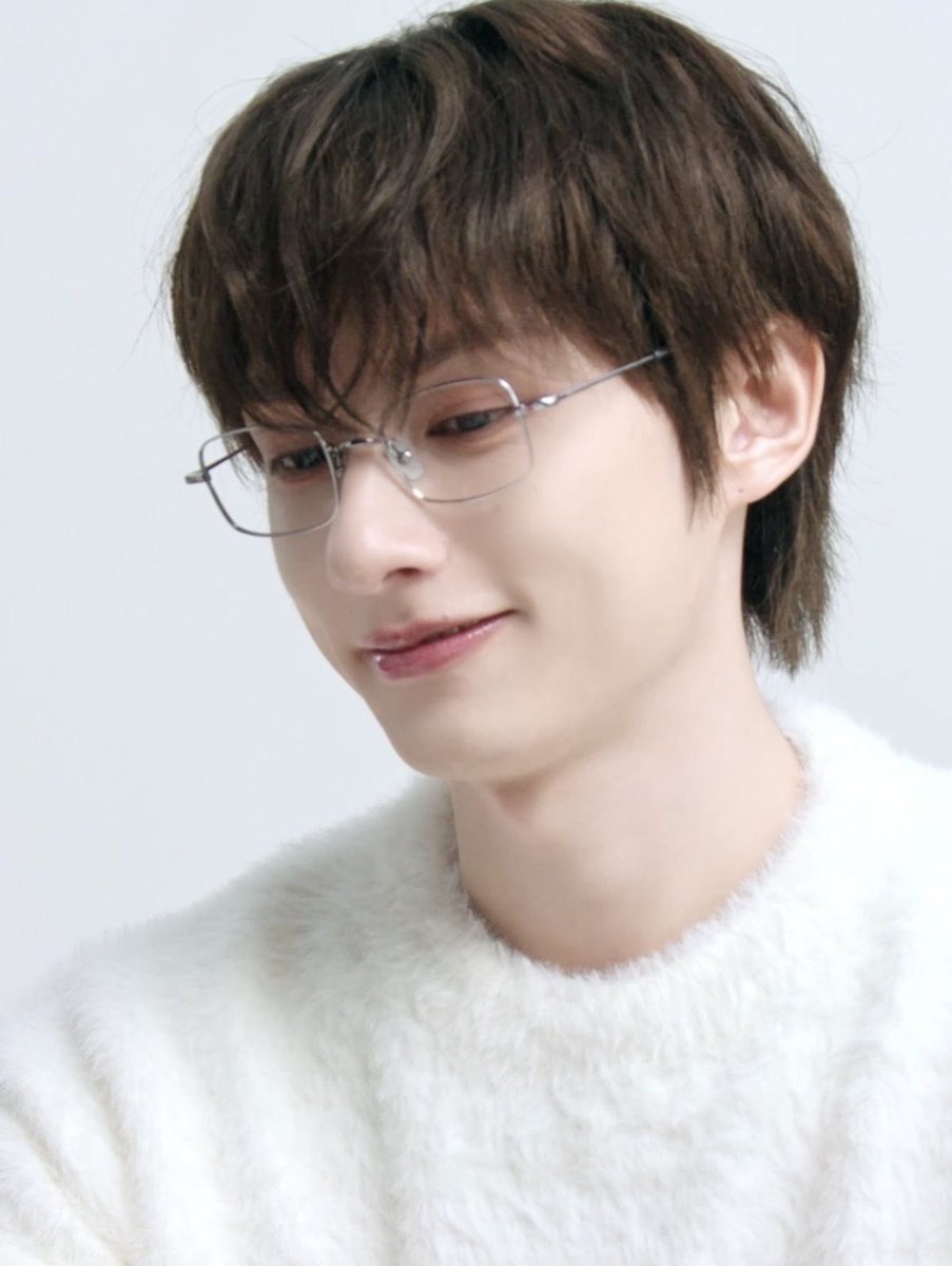 문준휘 얼굴 tweet media